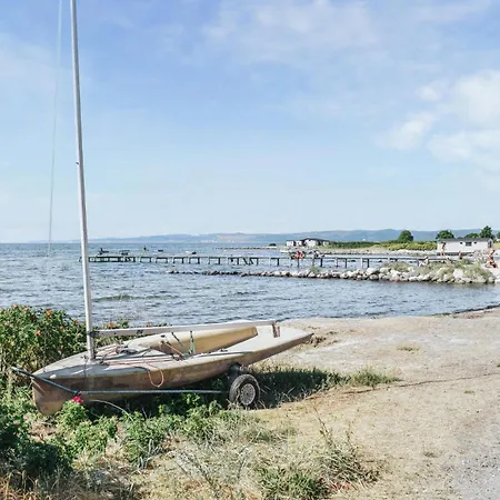 Hébergement de vacances Gorgeous In With Kitchen *